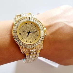 Luxury Hip Hop Iced Out Watch 18K Gold IPG Plated (NEEDS NEW BATTERY)